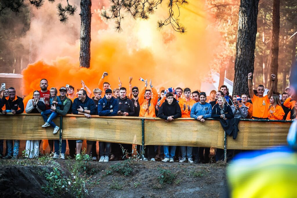 SQXON Crowd
